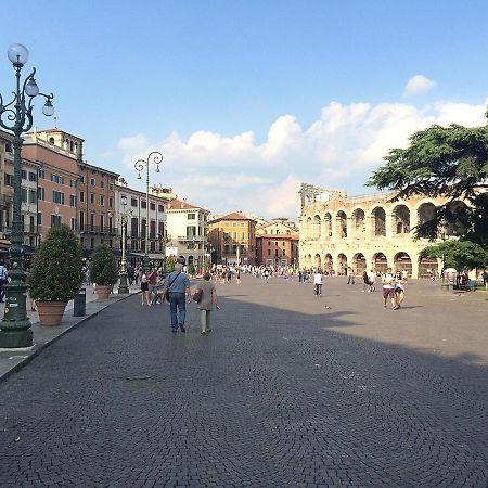 Luxury Verona Apartment City Centre Zewnętrze zdjęcie