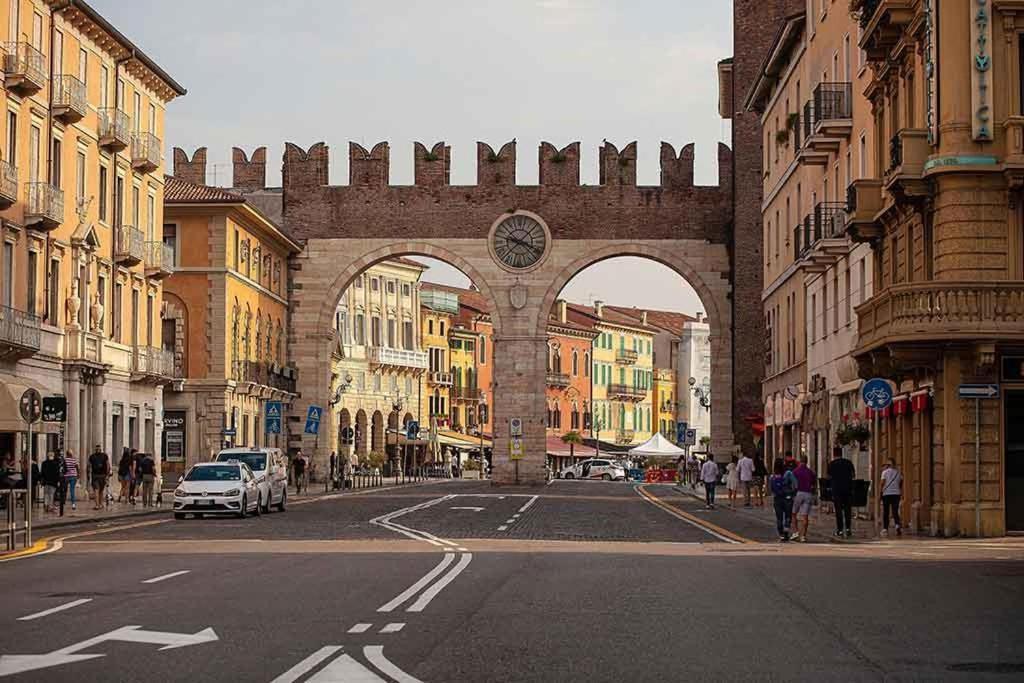 Luxury Verona Apartment City Centre Zewnętrze zdjęcie
